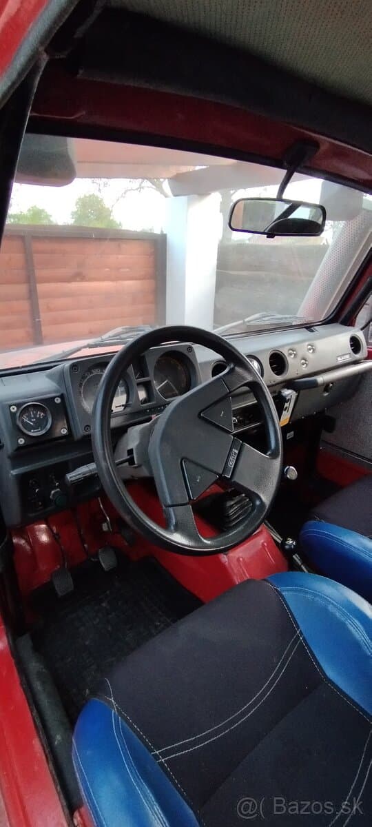 Suzuki Samurai off-road špeciál s portálovými nápravami