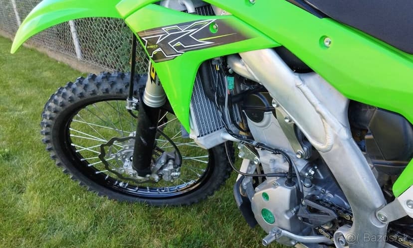 KAWASAKI KXF 250