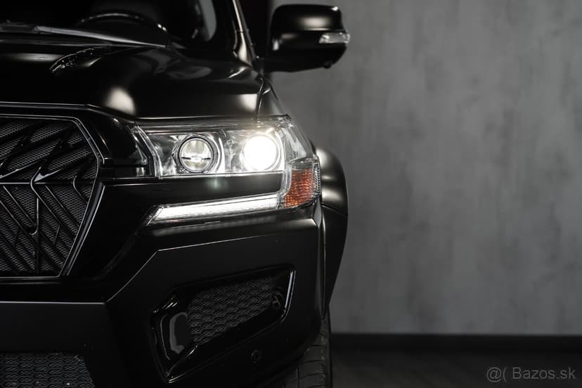 Toyota Land Cruiser 200