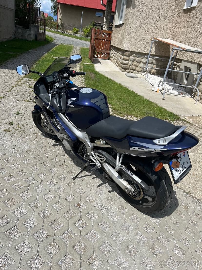 Honda CBR600F-2