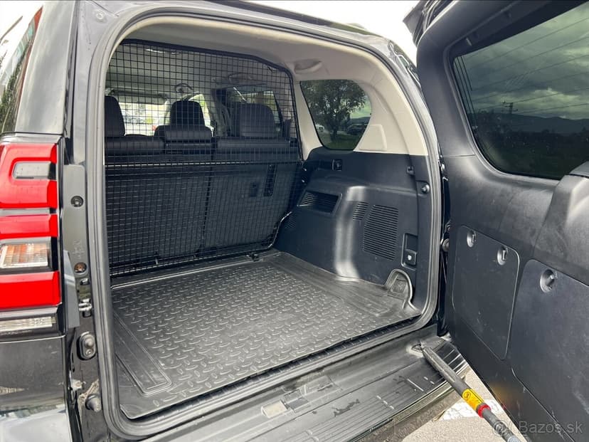 Toyota Land Cruiser 2.8 D-4D Executive A/T