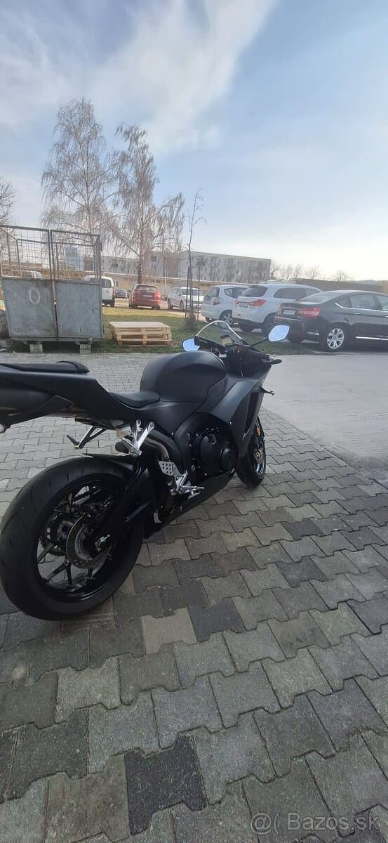 Honda CBR600RR 2024