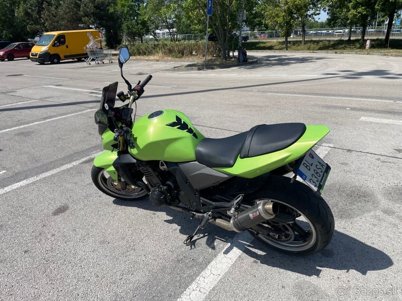 Kawasaki Z1000 2005