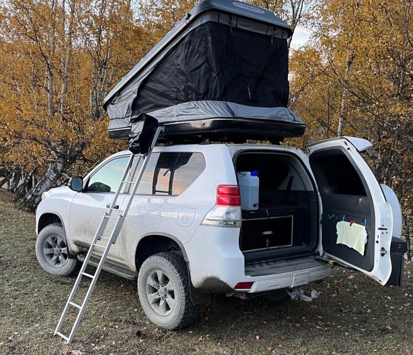 Toyota Land Cruiser Adventure