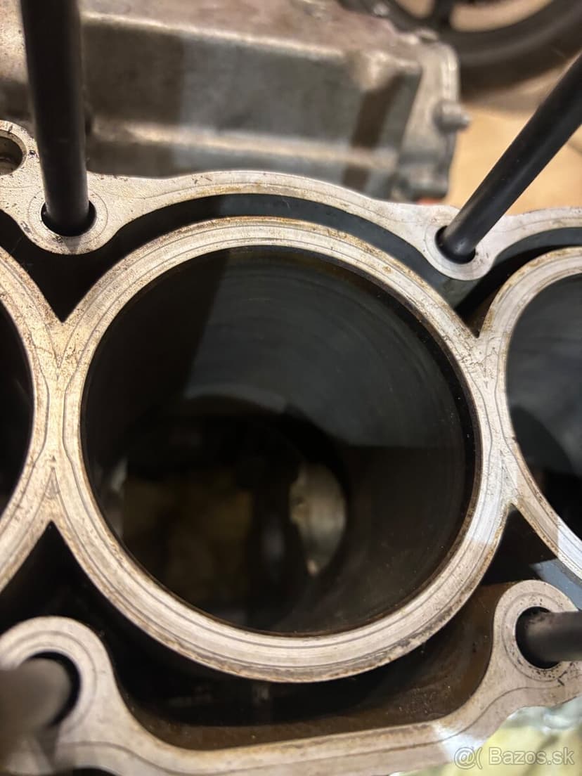 Valce a kartery na Yamaha R1 98-03 N501E N503E N507E