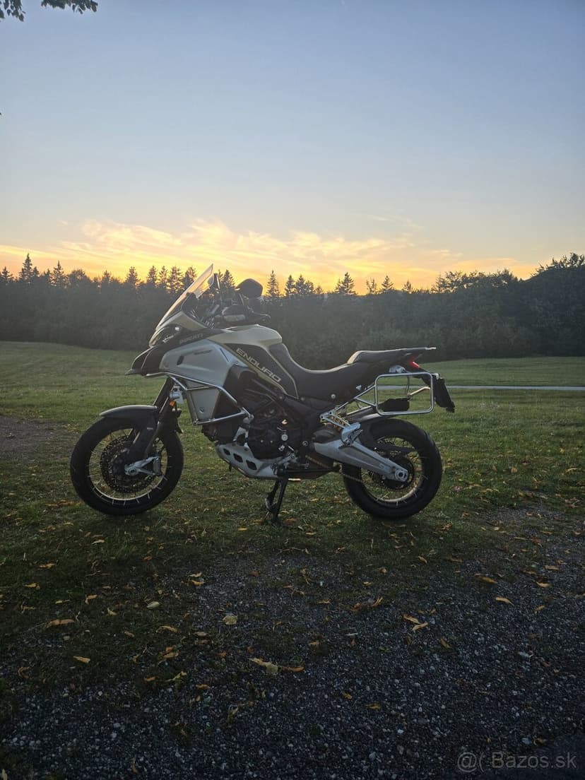 Ducati Multistrada 1200 Enduro PRO