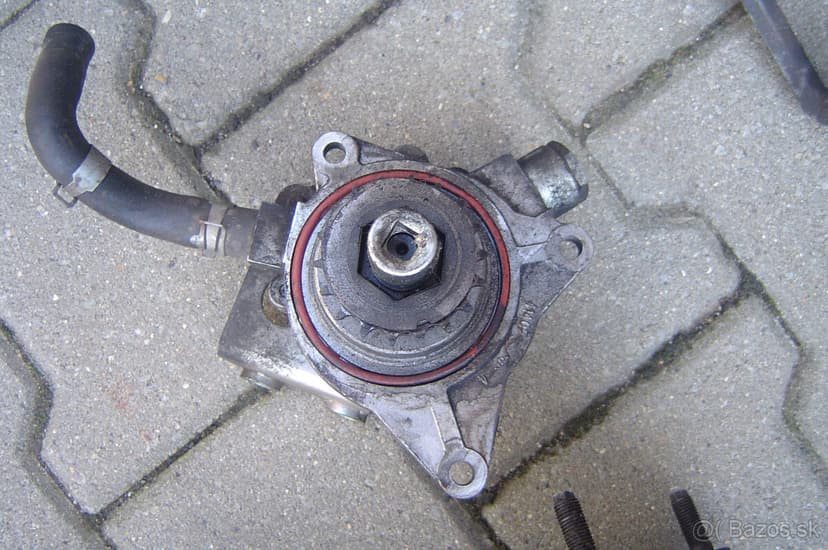 Díly motoru Nissan Navara D40/Pathfinder R51