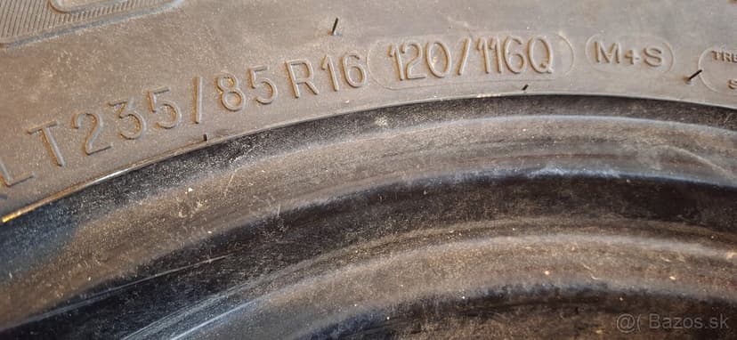 Offroad pneu BF Goodrich MT 235/85 r16 + disky 6x139,7