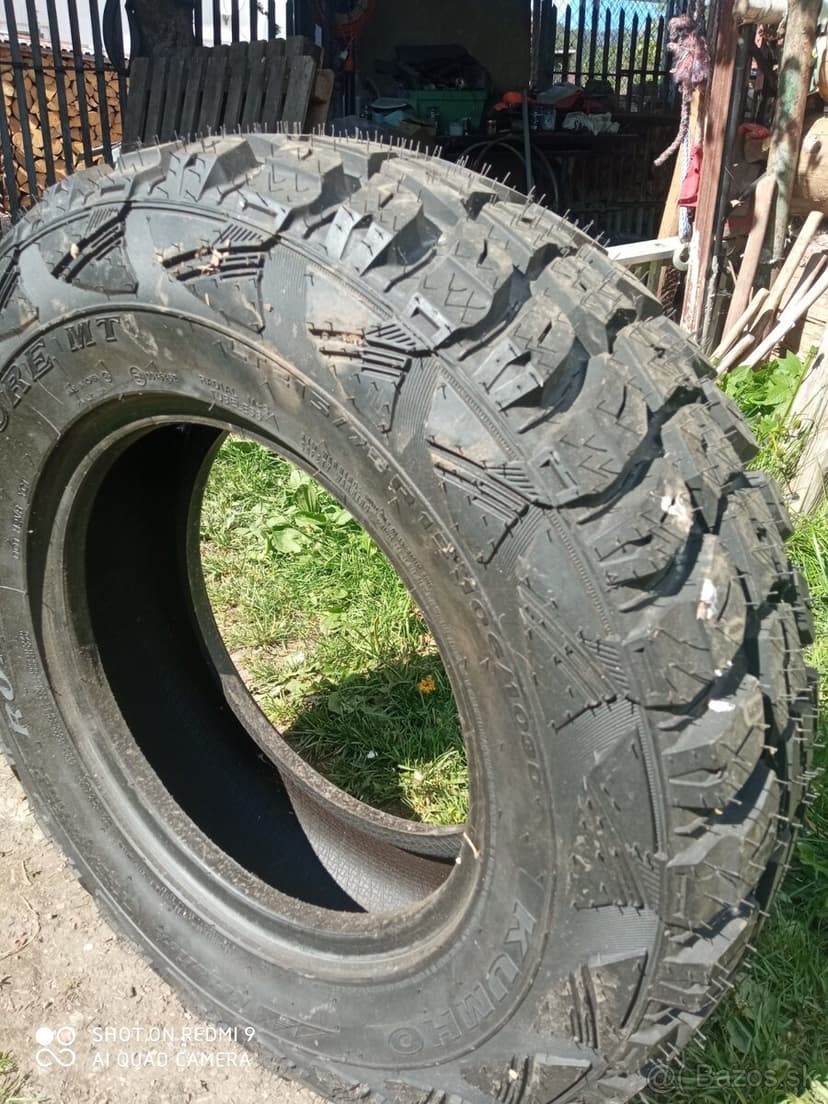 Pneumatiku 215/75, R15,Kumho LT