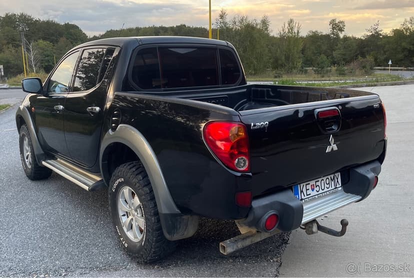 Mitsubishi L200 2.5 TDI Superselect 4x4 Uzávierka
