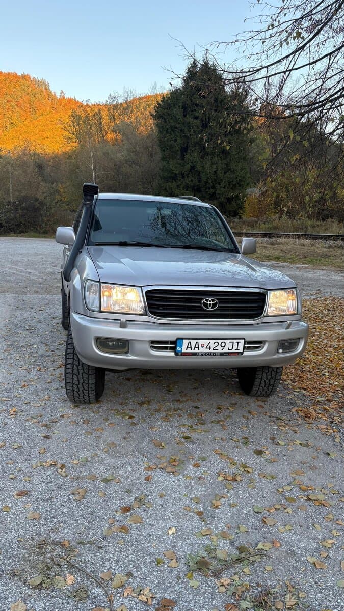 Toyota Land Cruiser 100 4.2 TD Luxor A/T
