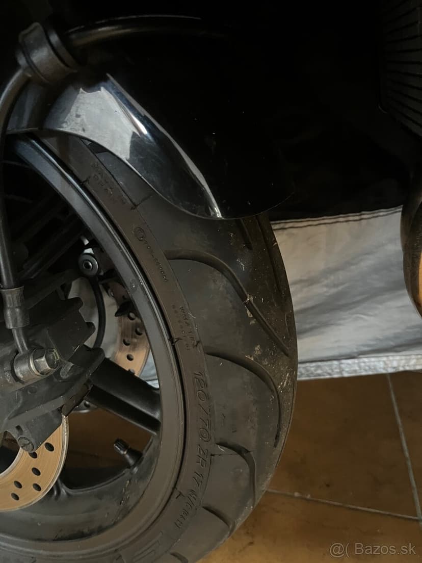 Predam hondu CBF 600