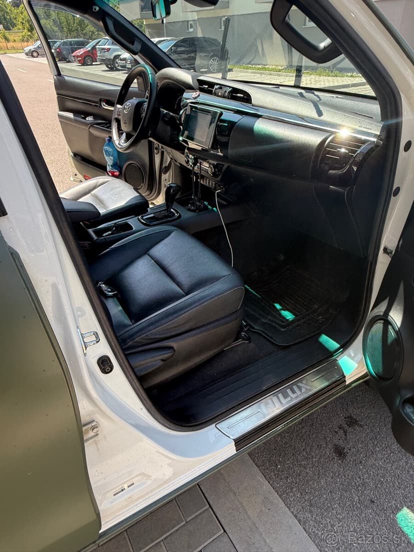 Toyota hilux