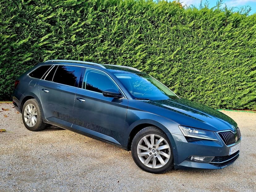 Superb 2016 CANTON LED NAVI MRTVY UHOL SAMOPARKOVANIE