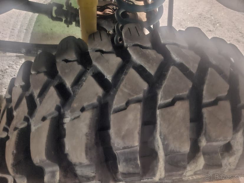 Maxxis trepador 37x12.5