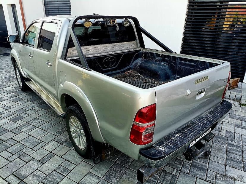 💥 TOYOTA HILUX 2.5DI-D - PREDAJ AJ NA SPLÁTKY 💥
