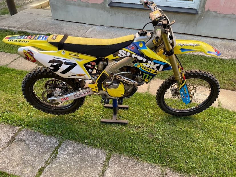 Suzuki RMZ 450 2015