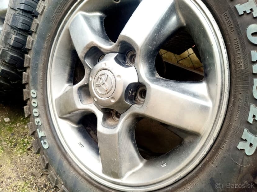 Toyota Land Cruiser J100 J200 sada kolies R18
