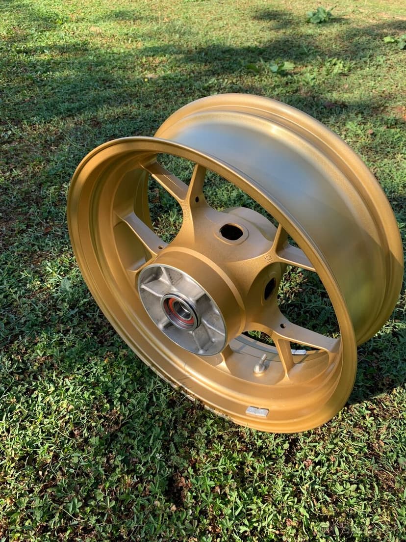 Zade, predné koleso HONDA CBR 1000RR NOVÉ