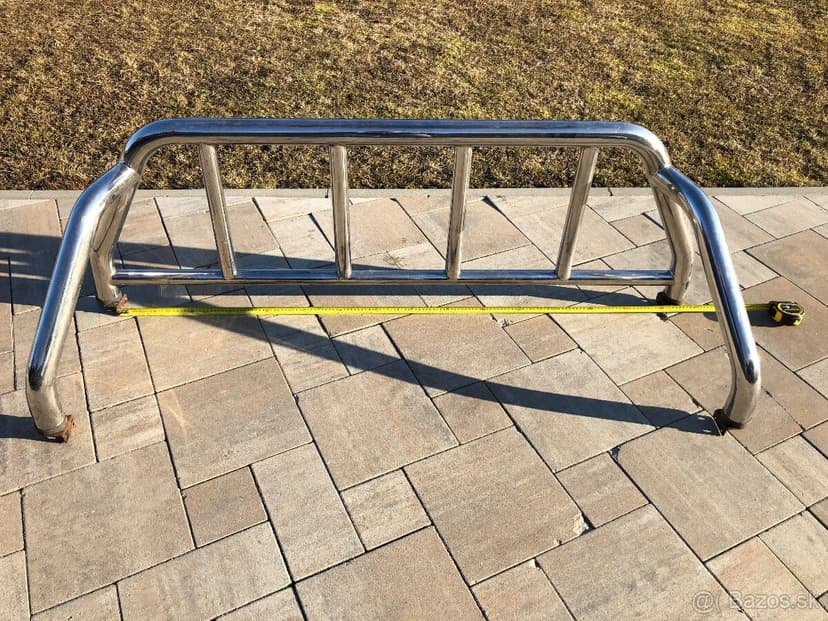 Ochranný rám na korbu hilux