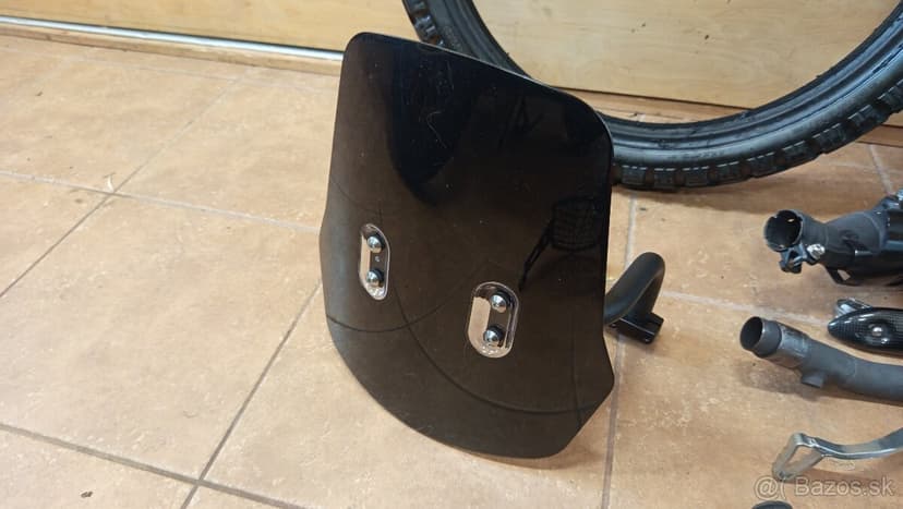 Honda CRF 250L, alebo 300L, plexi štít - držiak navigácie