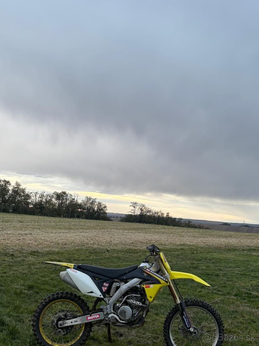 Suzuki RM-Z 250 2015