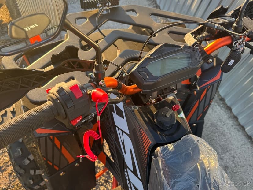 Štvorkolka asix comander 8/8 125cc