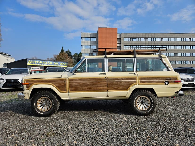 Jeep Wagoneer Grand V8 4x4