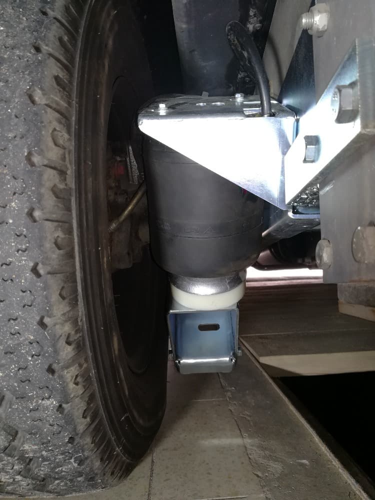 PŘÍDAVNÉ VZDUCHOVÉ PÉROVÁNÍ, MĚCHY, ODAK, vyrobeno v ČR