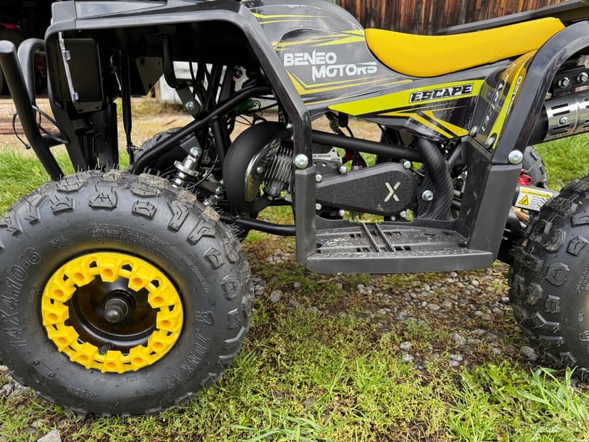 Detská benzínová štvorkolka