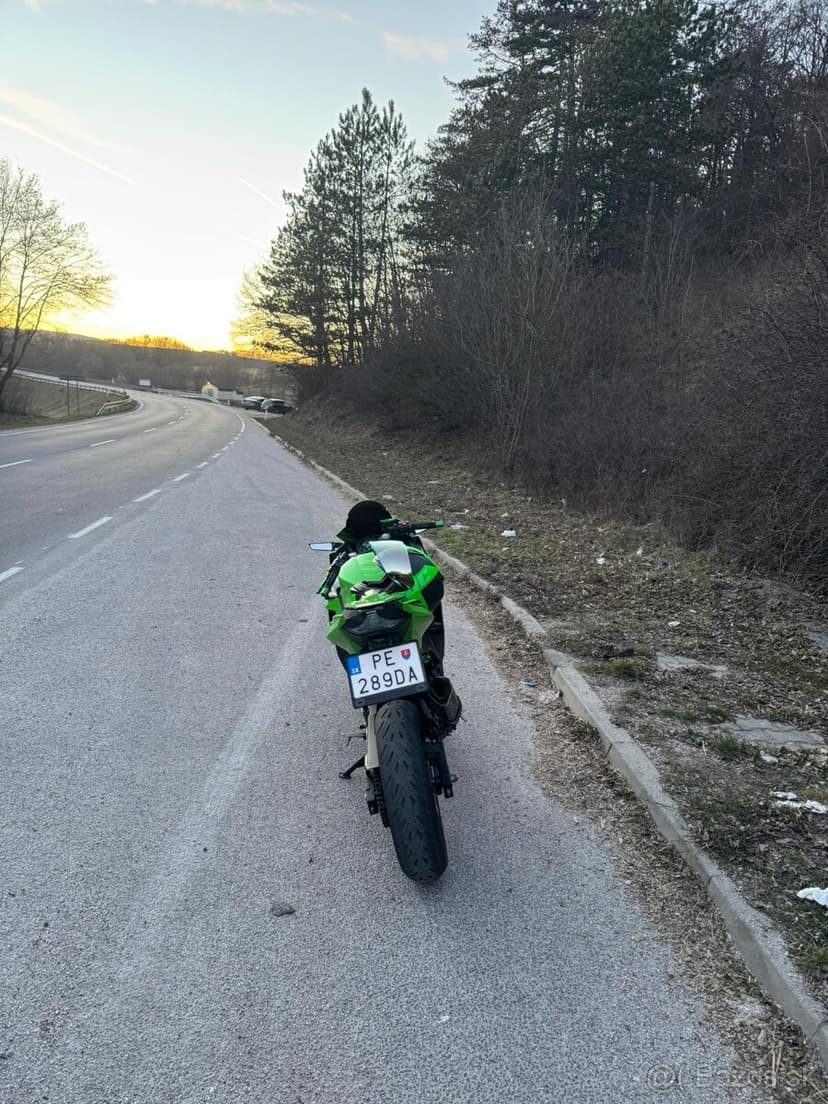 Kawasaki Ninja 400