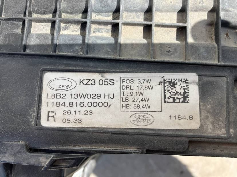 LAND ROVER DEFENDER II 20- PRAVÉ PREDNÉ SVETLO