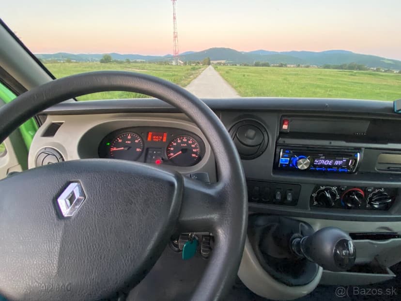 Odťahovka Renault Master 2.5Dci 74kW ,6st. manual, r.2007