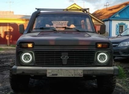 Predám kvalitné moderné svetlomety