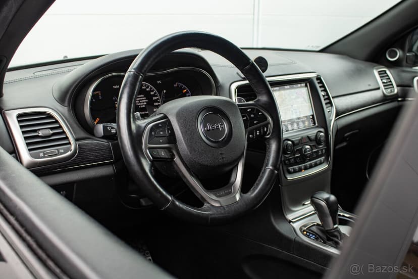 Jeep Grand Cherokee Night Eagle, Panorama, Odvetrávané sedač