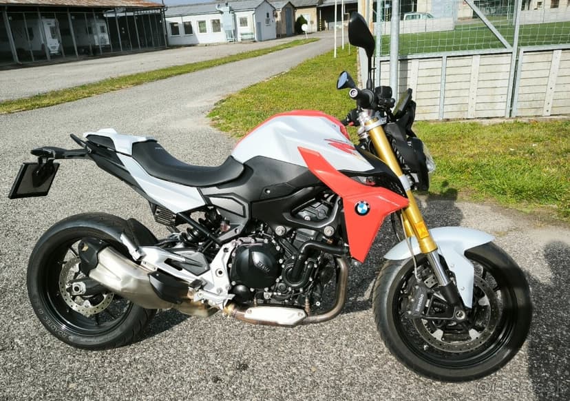 Bmw f900r