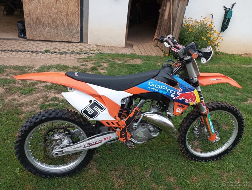 KTM SX 150.