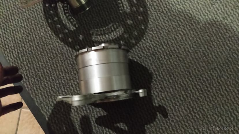 Ducati panigale v4 náboj