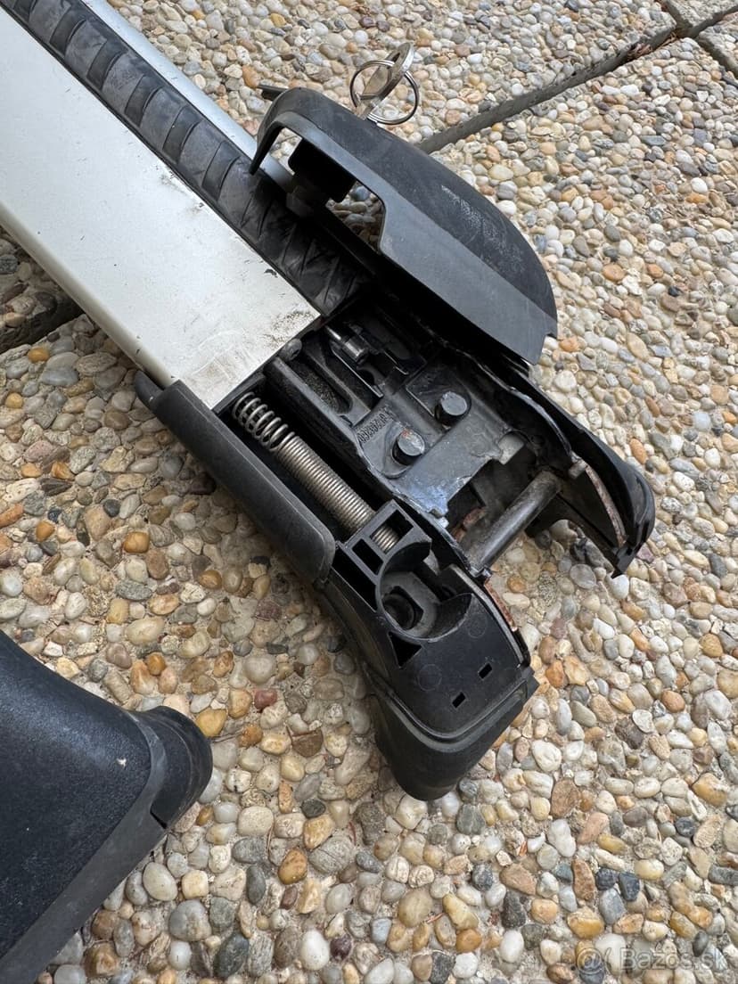 Thule WingBar edge 9585