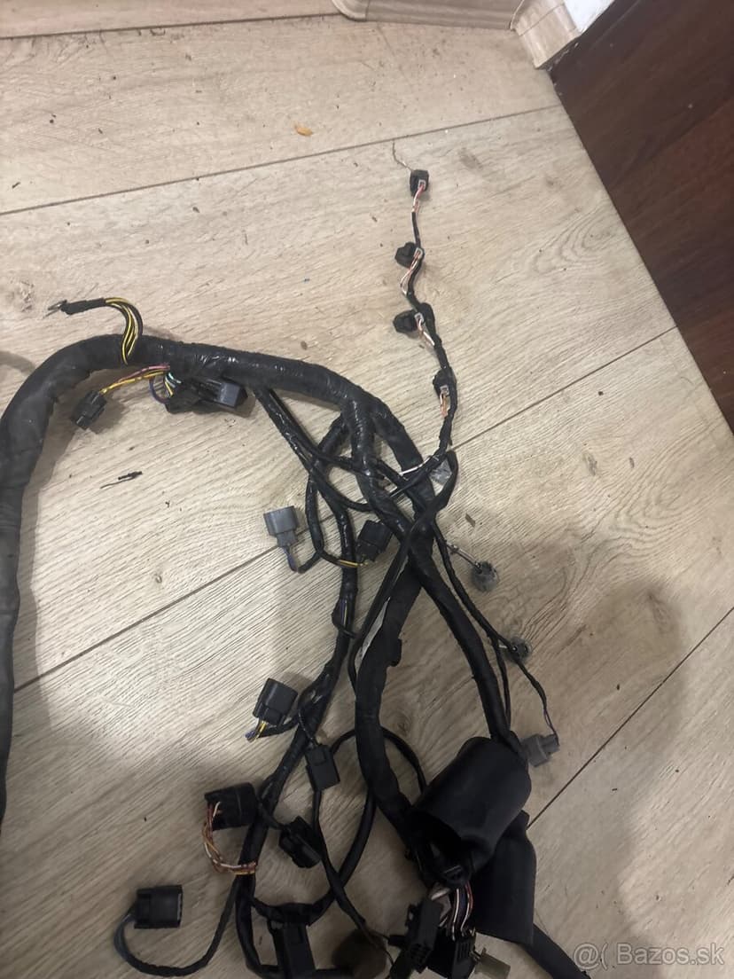 Elektricky svazek a podsedadlovy ram na Kawasaki Zx6R 09-12