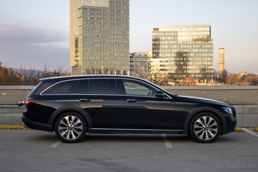 Mercedes-Benz E trieda All-Terrain 220 d 4MATIC