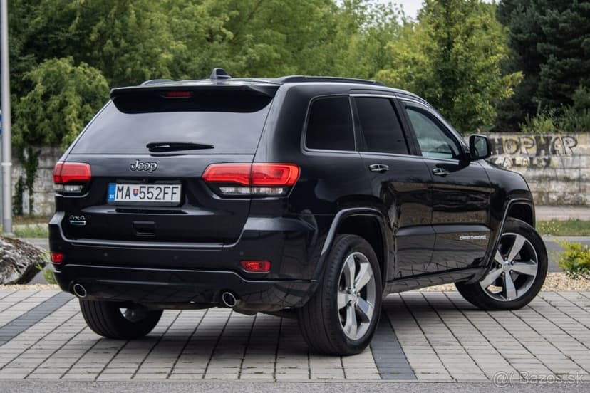 Jeep Grand Cherokee 3.0L V6 Overland A/T