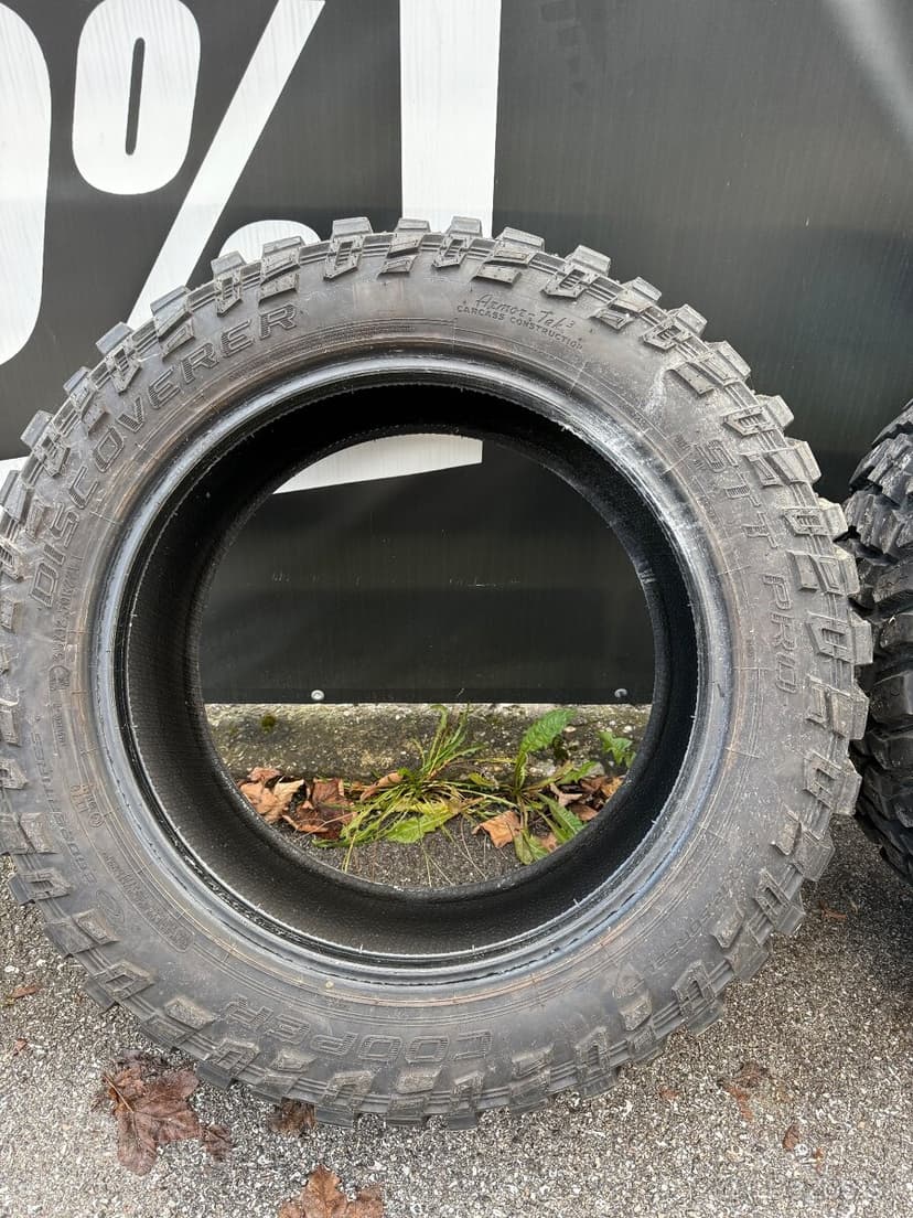 COOPER DISCOVERER STT PRO 35x12,50 r22 LT