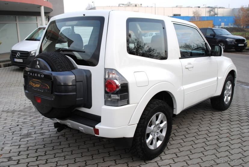 Mitsubishi Pajero 3.2 Diesel - PREDAJ AJ NA SPLÁTKY