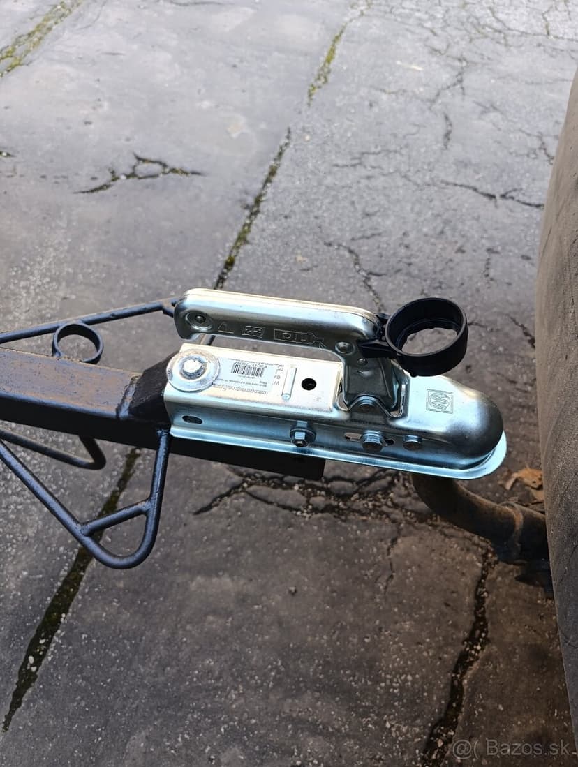 prívesný vozík/vlečku bez tp a špz D185cmxŠ115cmV40cm