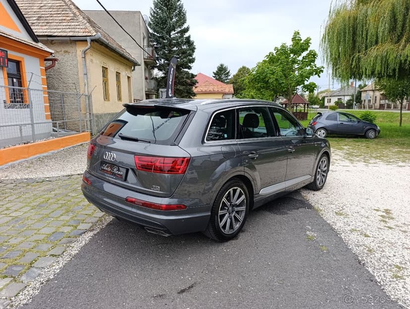 Audi Q7 3.0TDI 200kW/272PS, Quattro, Nočné videnie, S-Line