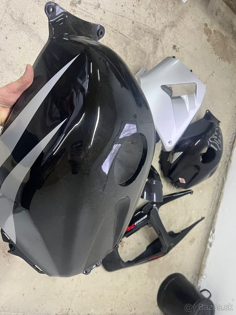 Honda cbr600rr kapotaže