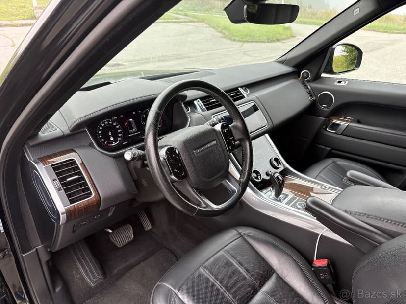 RANGE ROVER SPORT HSE D300 7- MIEST