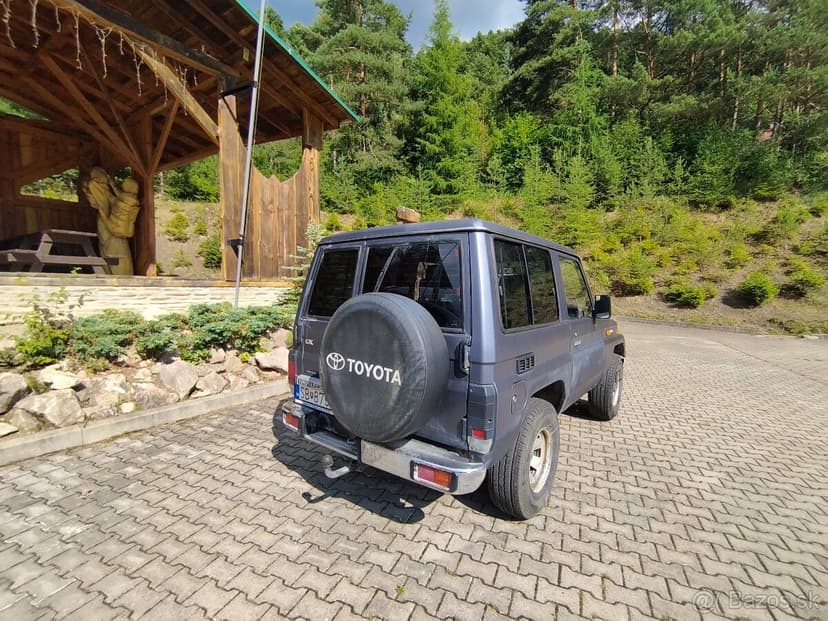 Toyota Land cruiser 70