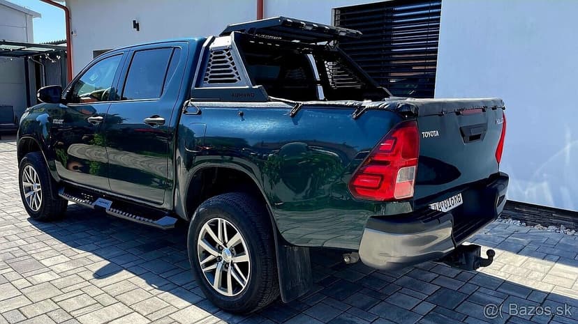 TOYOTA HILUX - PREDAJ AJ NA SPLÁTKY